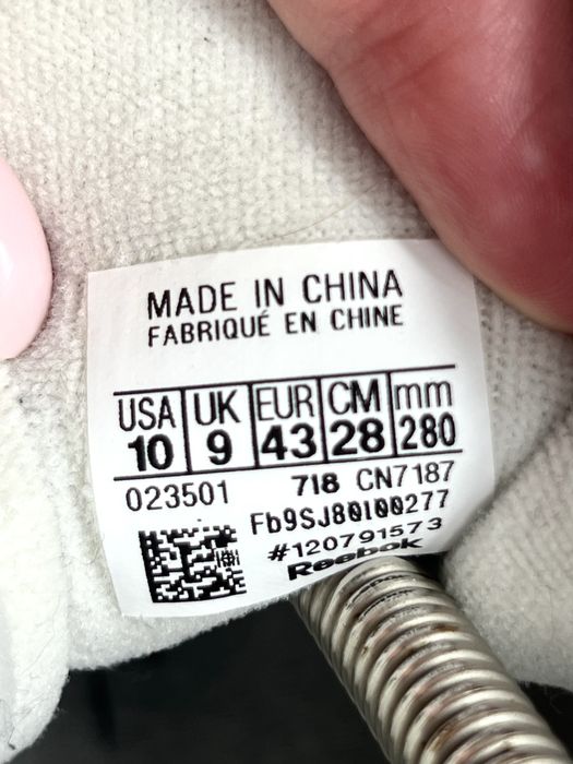 Кросівки чоловічі Reebok AZTREK 43(28)