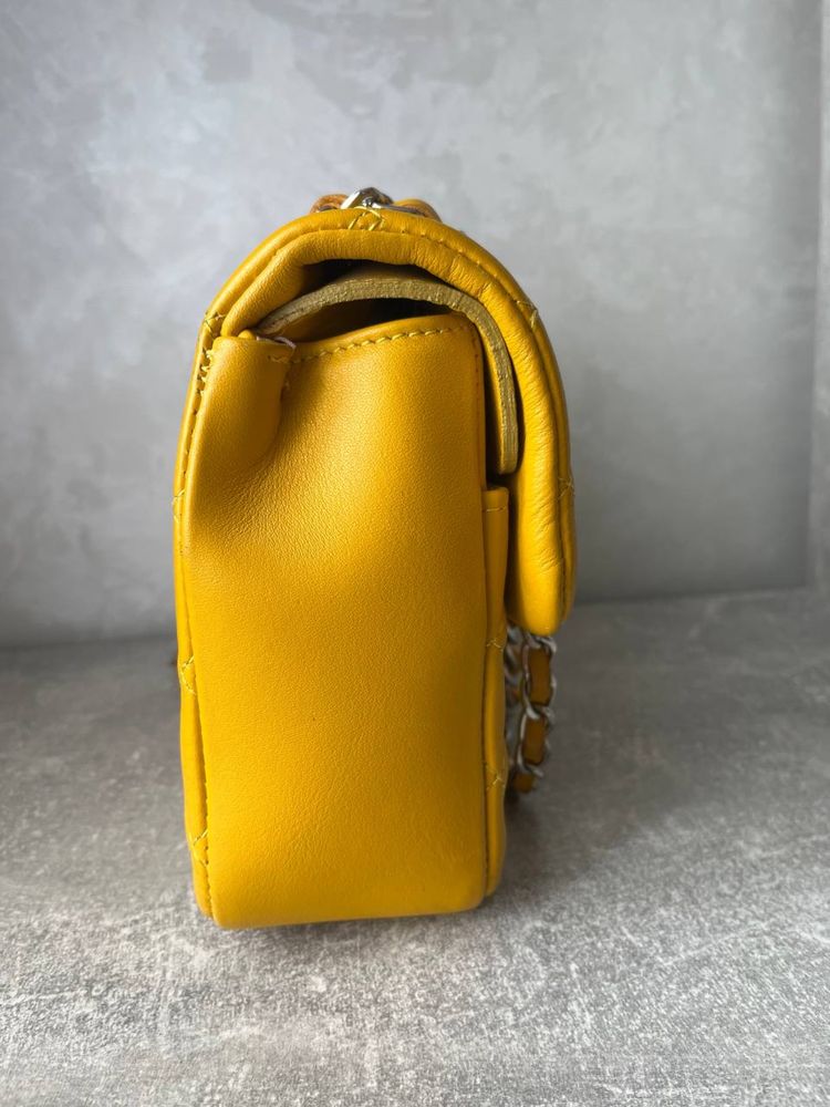 Жовта сумка UGGARI