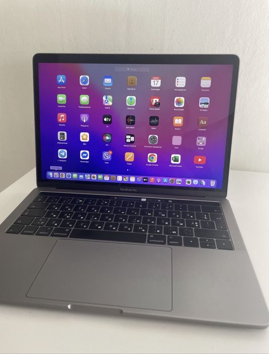 MacBook Pro (13-inch, 2016, Four Thunderbolt 3 Ports) A1706