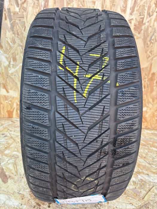 275/35r19 Vredestein Wintrac Xtreme S dot 2317 7mm