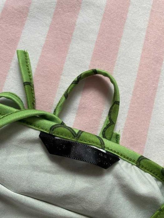 Zielona przylegająca wiązana na szyi sukienka w kwiatki Shein S/M/L