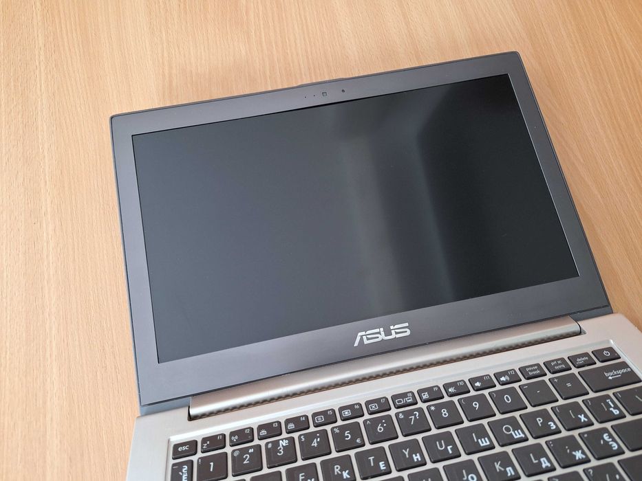 Ноутбук Asus ZenBook UX31A в алюмінієвому корпусі