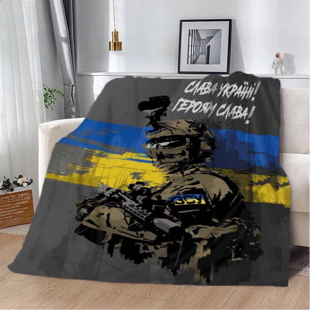 Теплі ковдри з різними малюнками