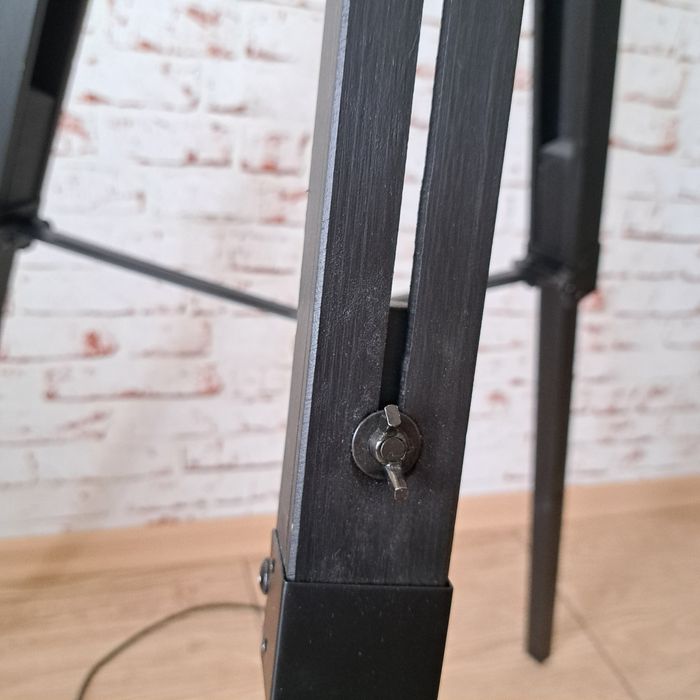 Lampa Podłogowa Stojąca Trójnóg