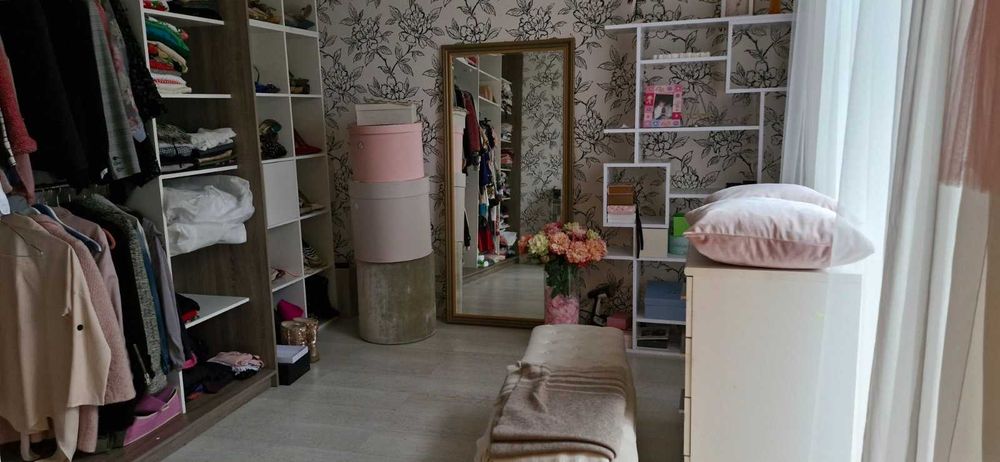 Продаж чудового будинку поруч з сосновим лісом с.Гореничі