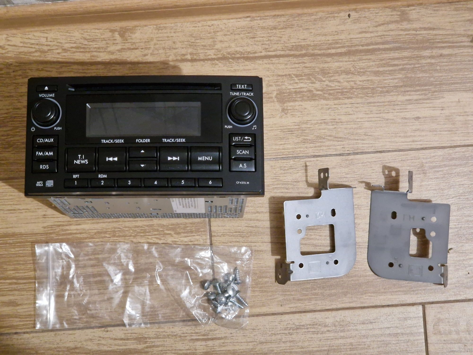 Radio Subaru Forester SJ