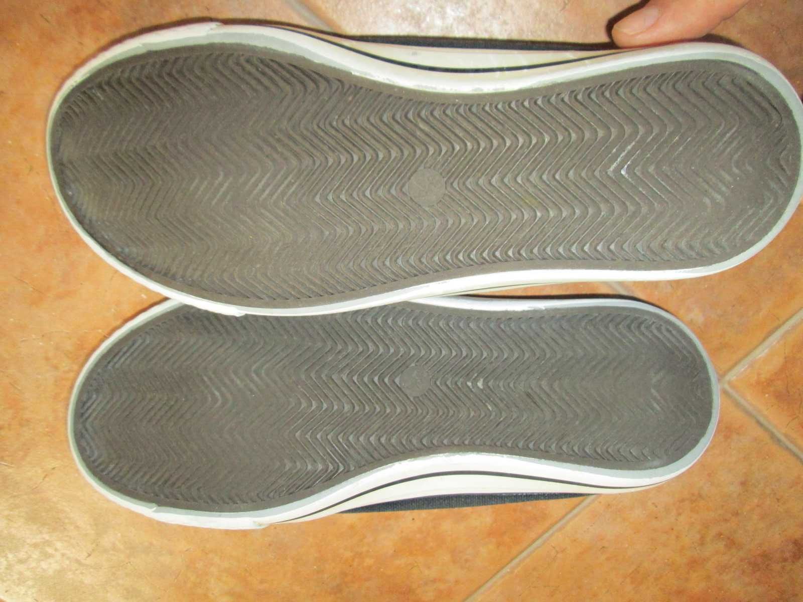 Sapatos de senhora n 36 e sapatilhas 38