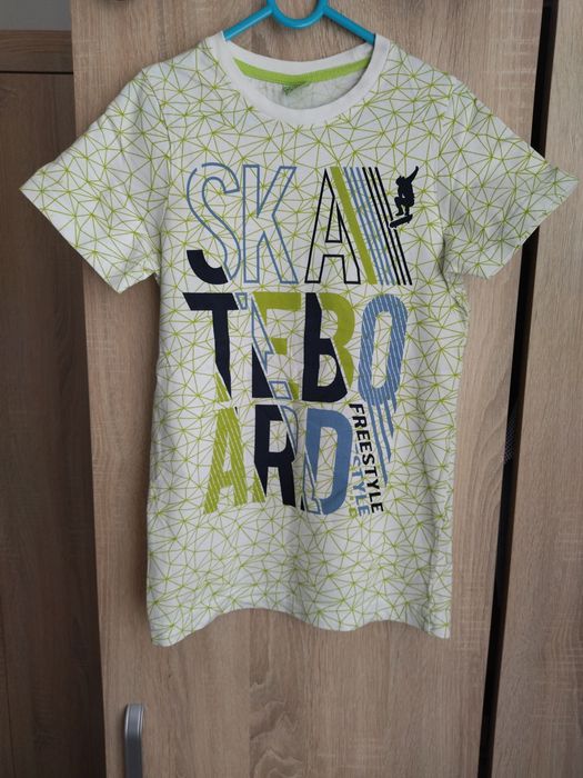 Podkoszulek chłopięcy 134/140 cm