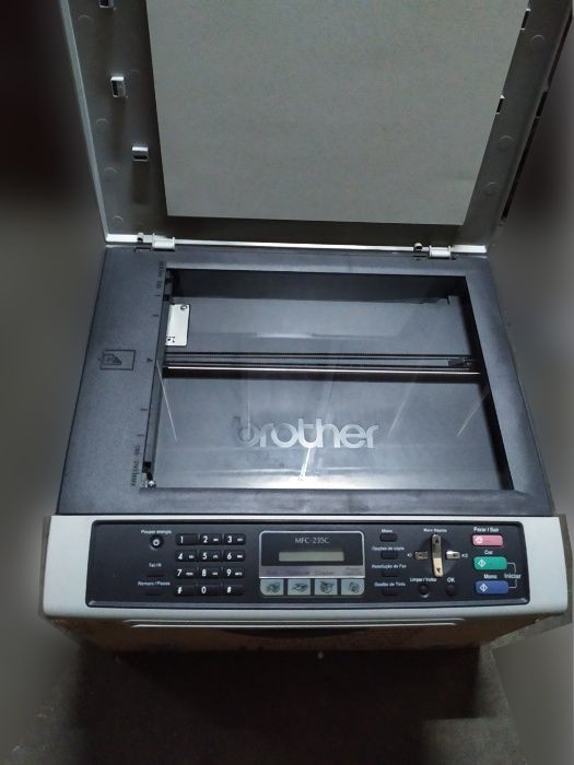 Impressora multifunções Brother MFC235
