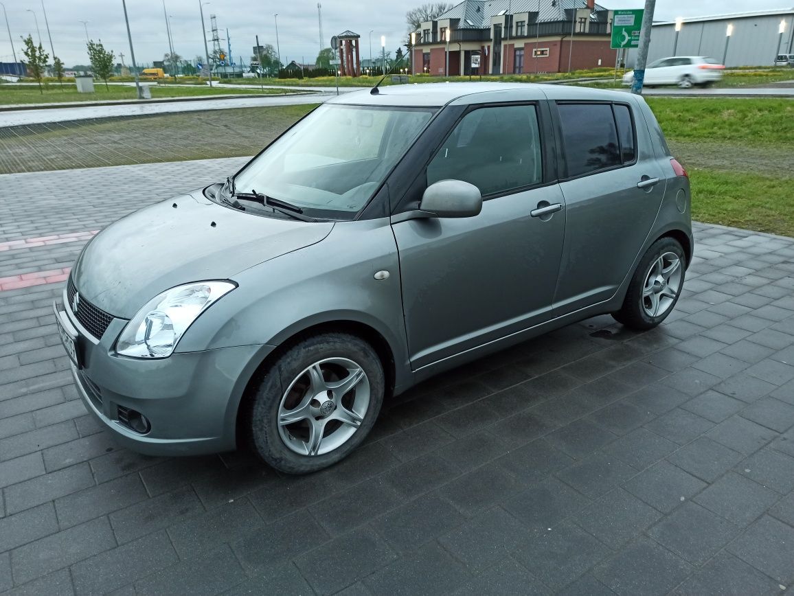 Suzuki Swift 1.3 benzyna+LPG