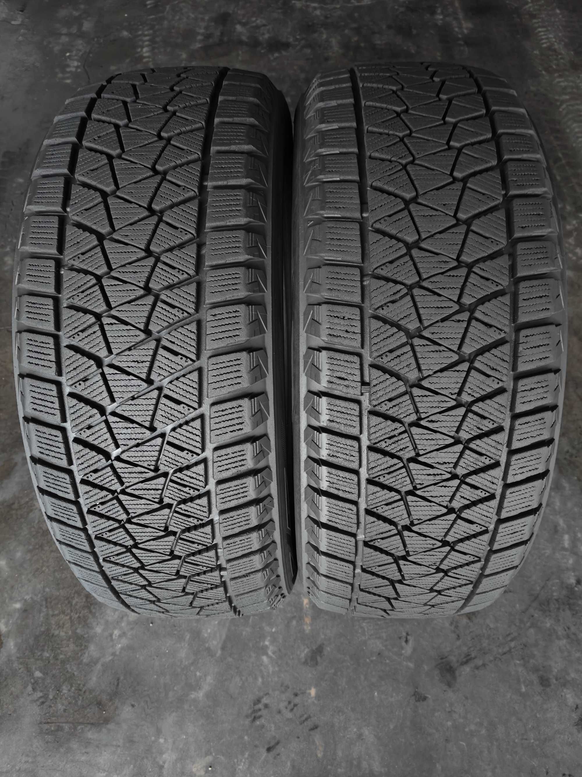 1шт/2шт. R18 225 55 шини зимові Bridgestone Blizak DM-V2 made Japan