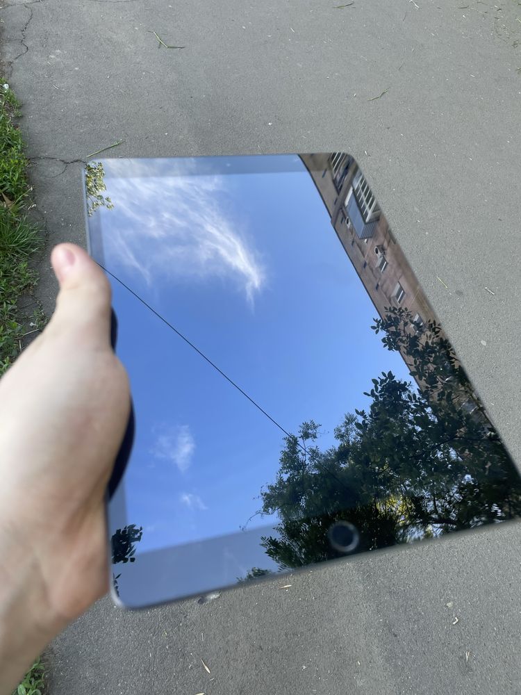 Ipad Air 3 64gb Wifi повністю функціонуючий