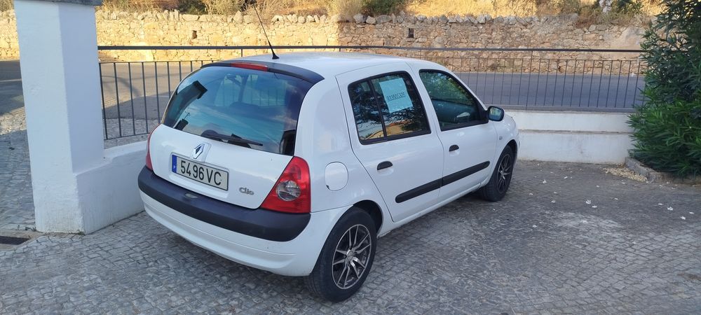 Renault Clio 1.5 Gasóleo 2003