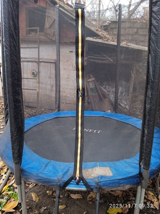 Батут уличный 183см.