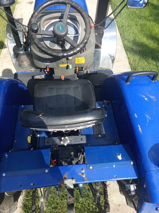 Продам трактор ловол тє 244