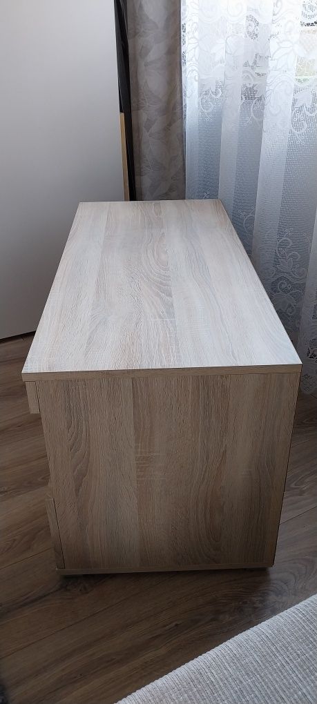 Szafka pod telewizor