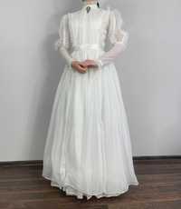 Stylowa suknia ślubna z lat 70 victorian cottagecore vintage
