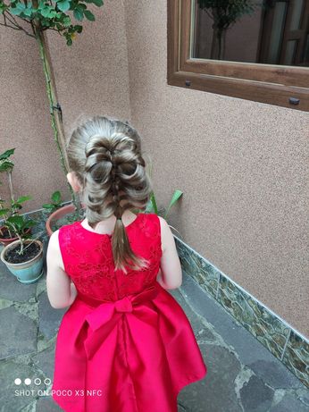 Красное платье для девочки 5-6 лет