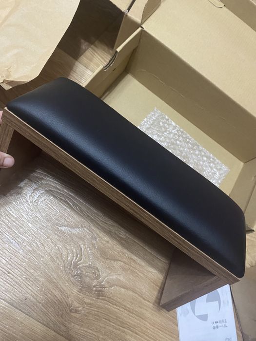 Подлокотник (підставка для рук/манікюру)