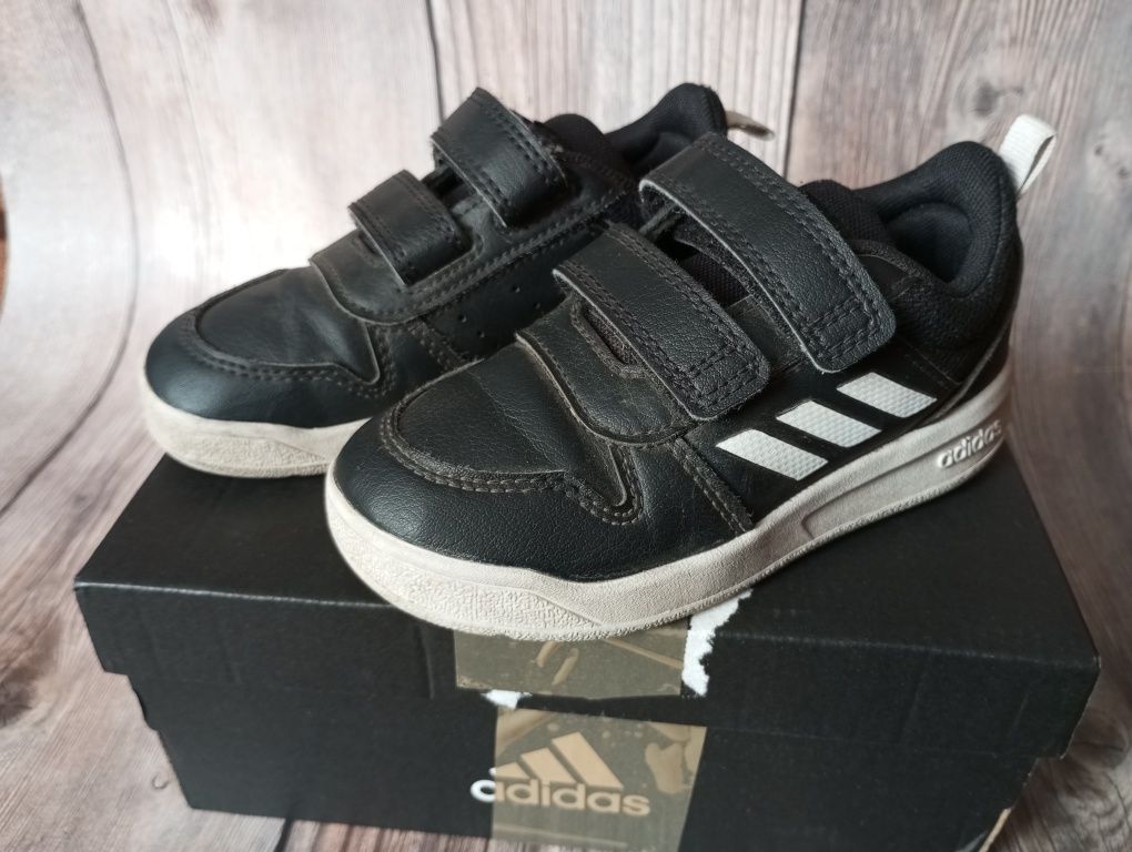 Buty sportowe Adidas rozmiar 25