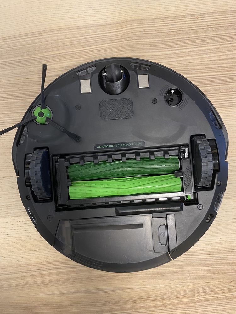 Irobot Roomba J7