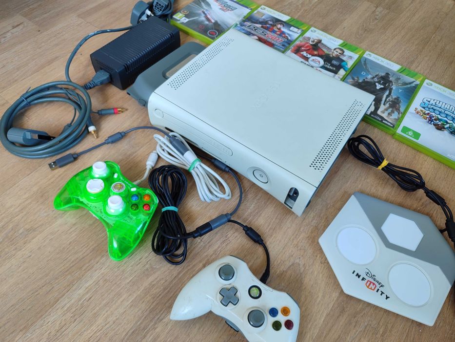 Xbox 360 комплект