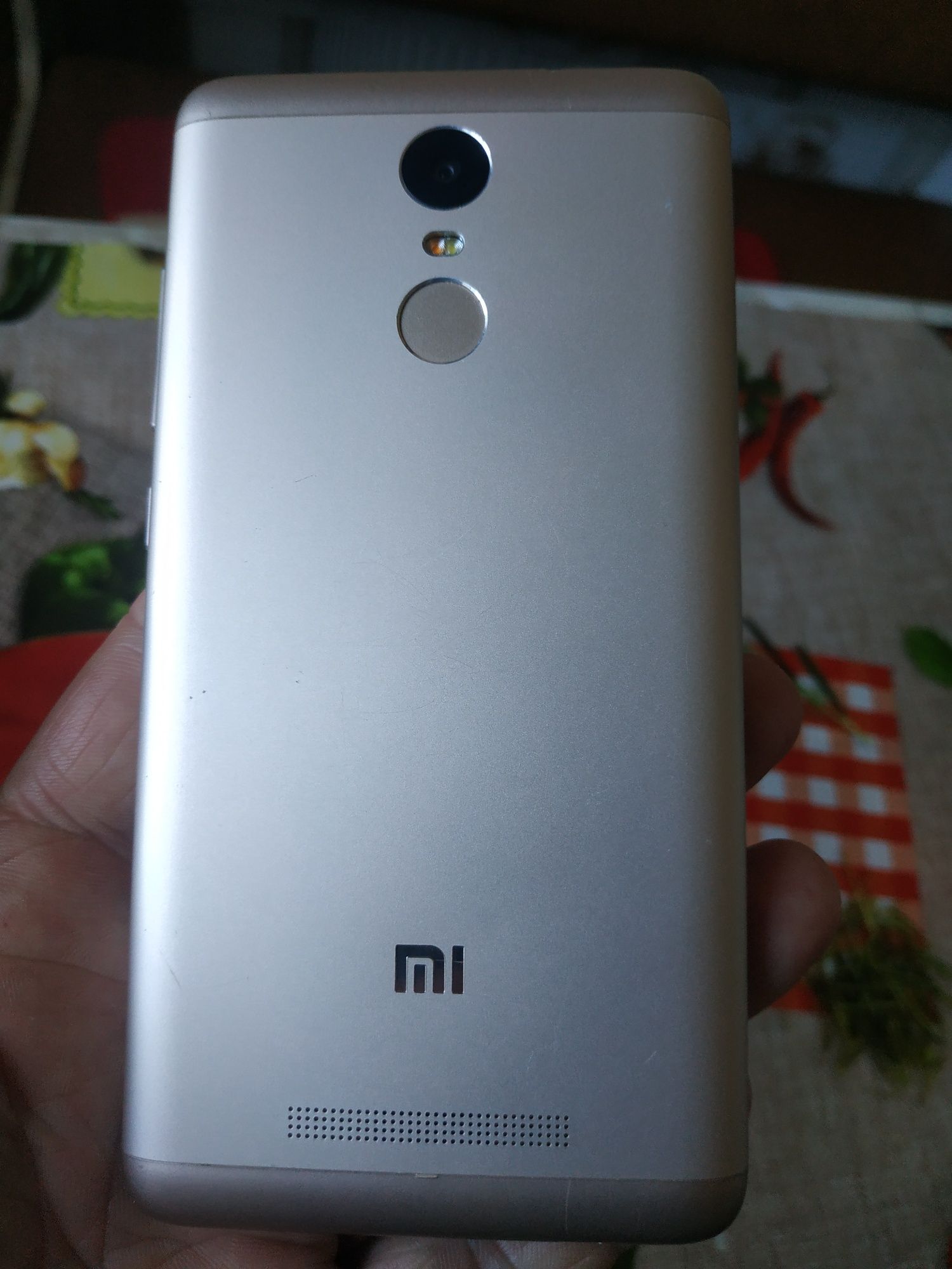 Xiaomi Redmi Note 3 память 3/32 GB 5,5 ЭКРАН 2 SIM