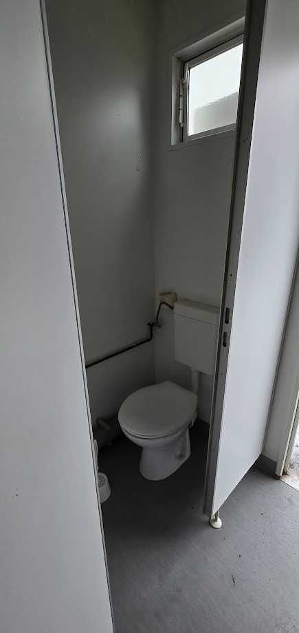 Kontener Sanitarny WC umywalki toalety prysznice Sanitariat