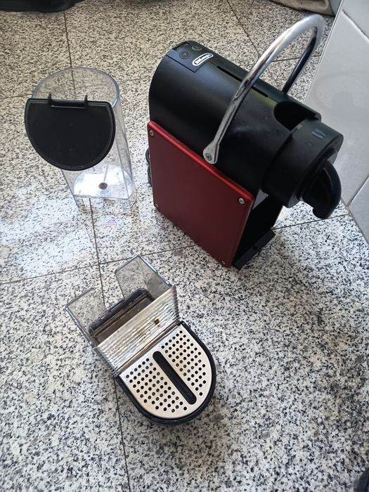 Máquina café Nespresso delonghi para peças