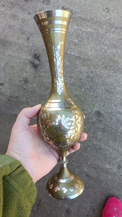 Продам вазу з латуні