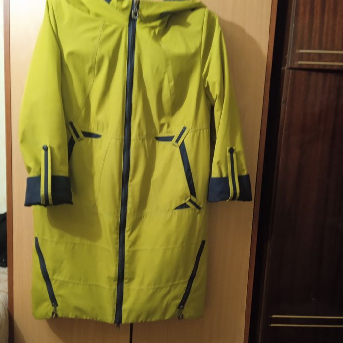 Продам куртку, пальто женское