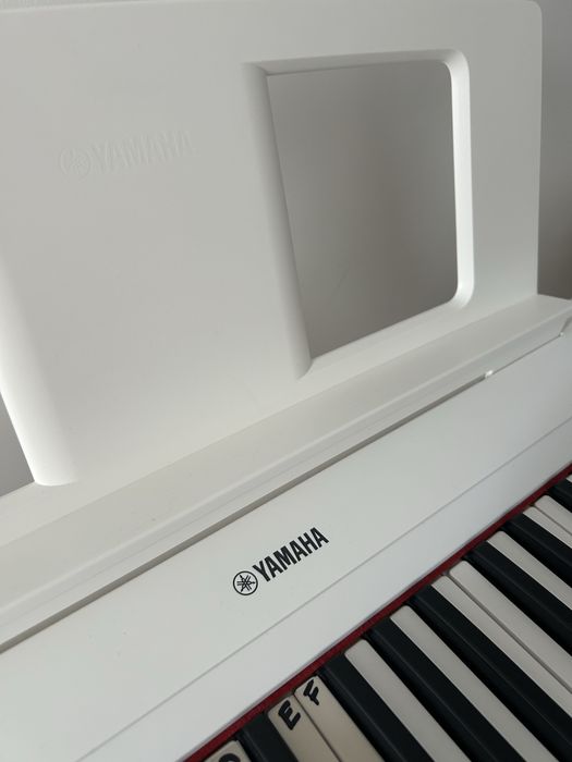 Pianino ze statywem