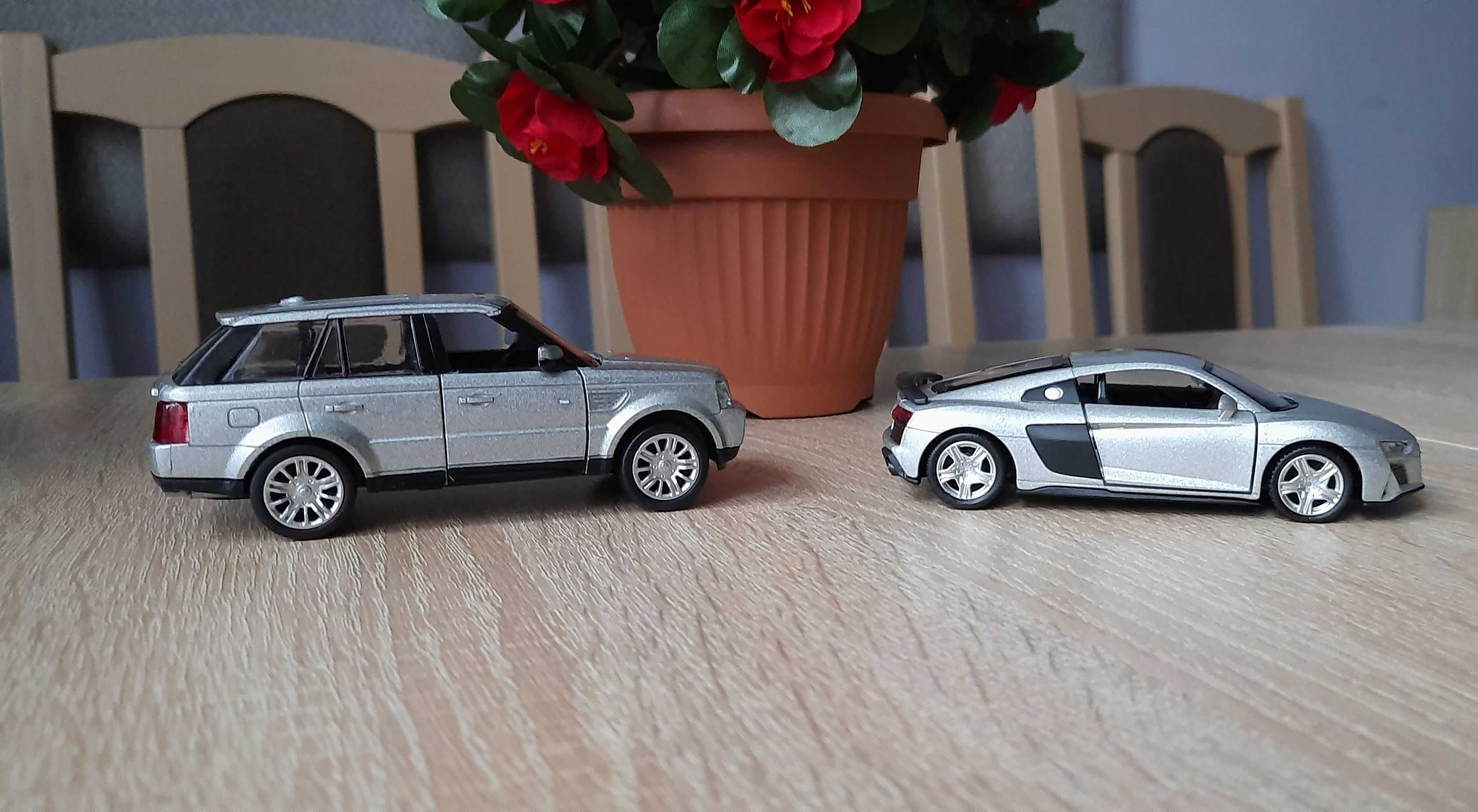 Audi R8 Coupe i Range Rover Sport 1:34 firma RMZ City