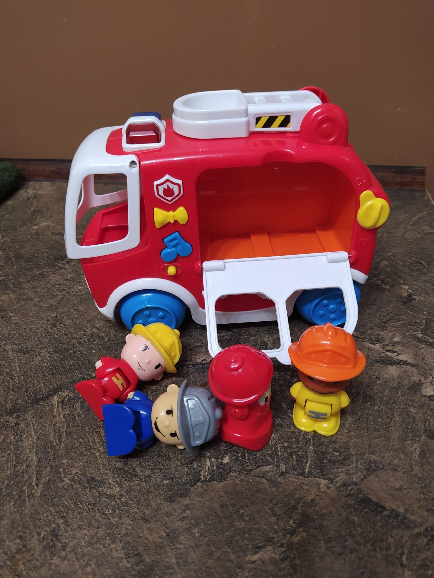 Straż pożarna zabawka dla małych dzieci