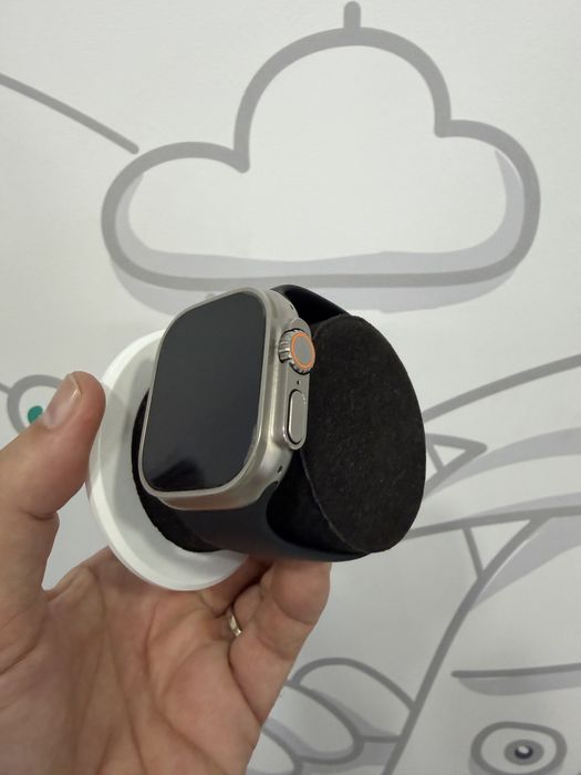 Apple watch Ultra 2 titanium