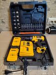 Акумуляторний DeWalt шуруповерт Ударный 24V з набором інструментів у к