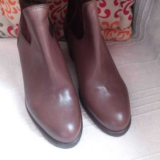 Botas pele castanhas Zilian - Novas 37