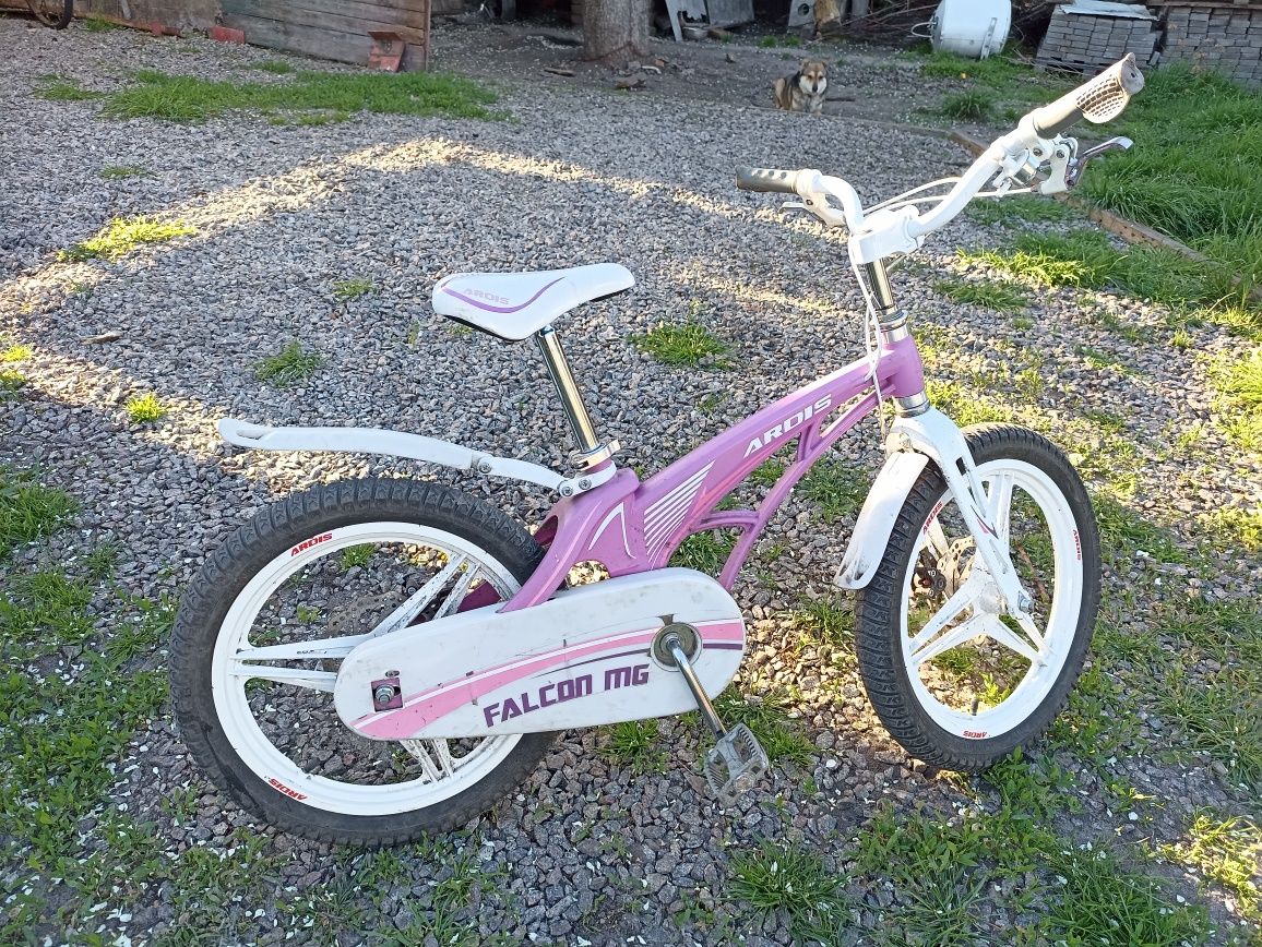 Велосипед для девочки 5-8 лет