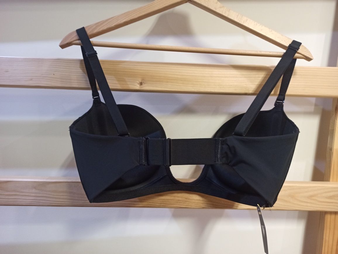 80E wonderbra ślubny dekolt czarny strapless