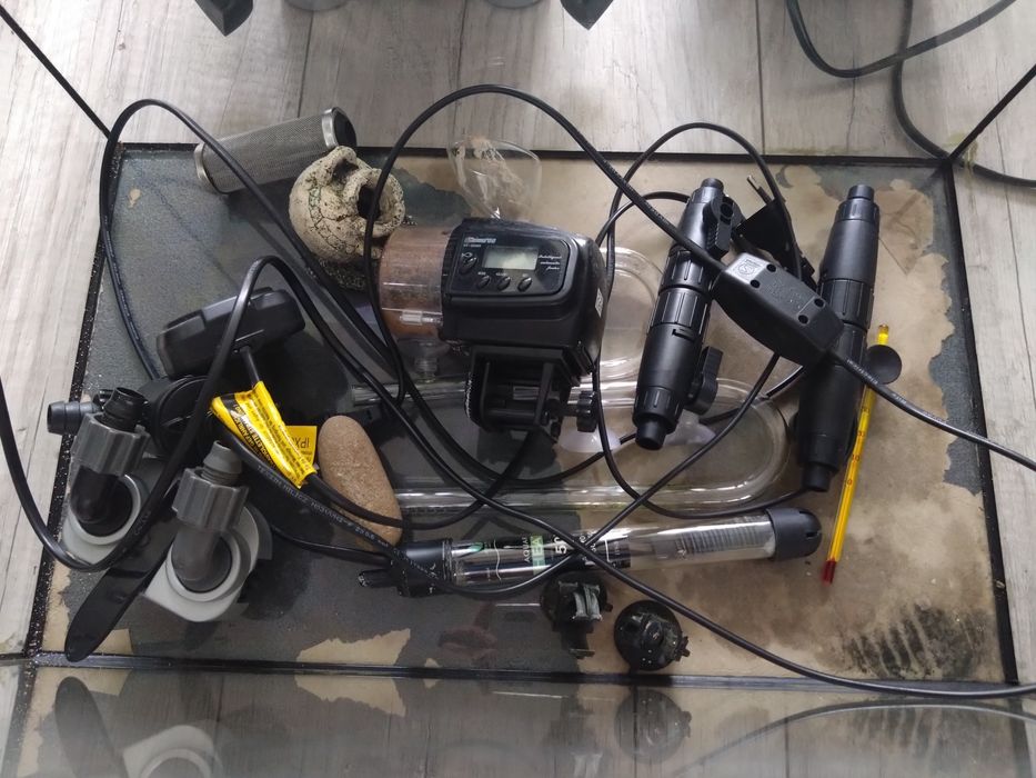 Akwarium 45l, filtr zewnętrzny, grzałka, lampa, filtr uv i więcej