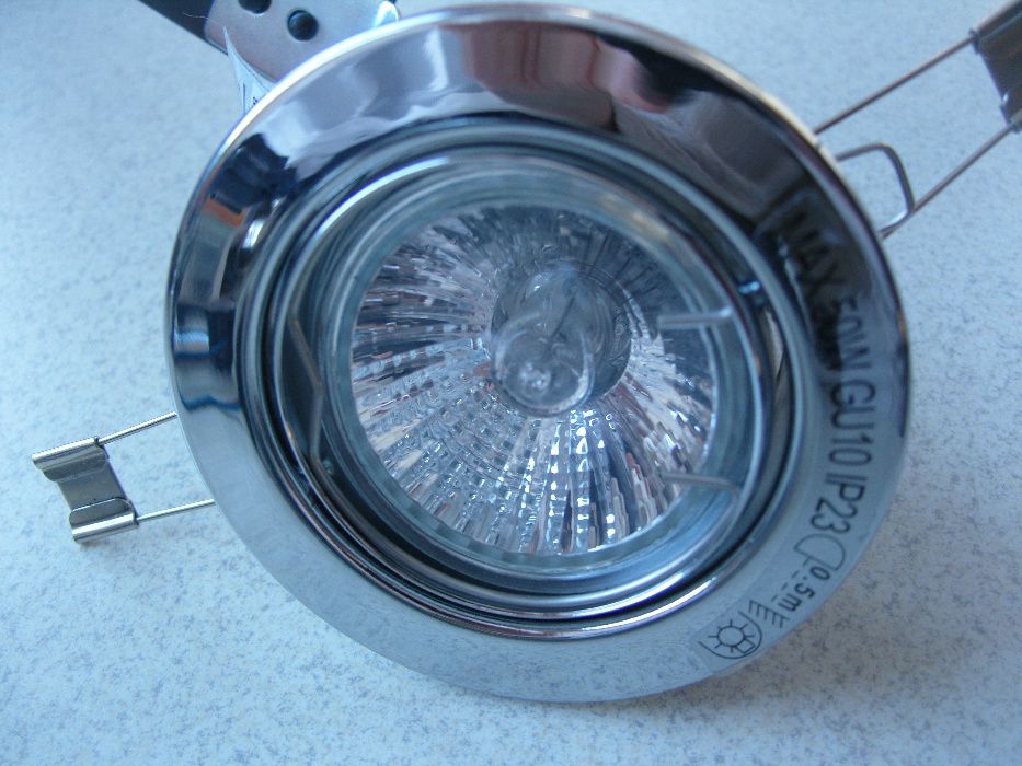 lampki punktowe halogenowe wpuszczane