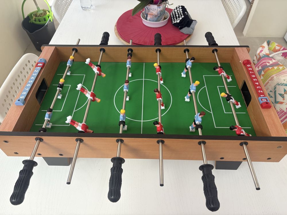 Mesa de matrecos criança