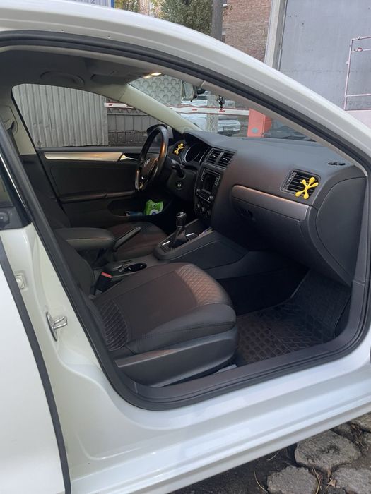 Volkswagen Jetta 2016