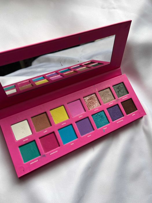 Тіні для повік GlamBee