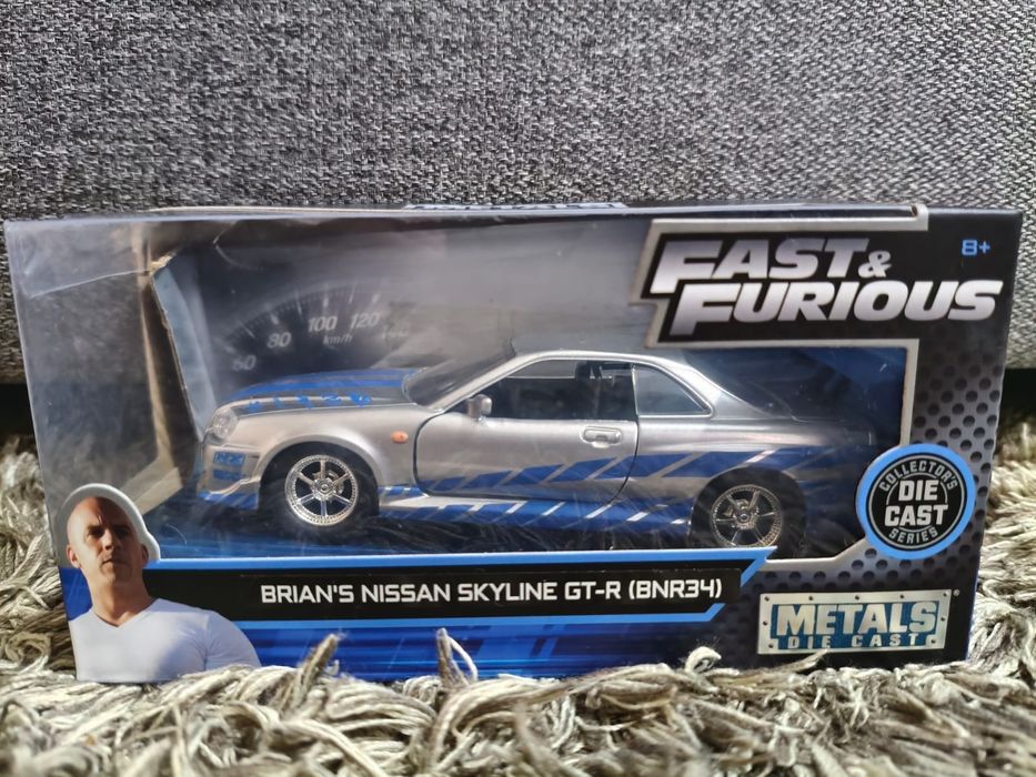 Carros Velozes e Furiosos 1:34 25€ Cada.