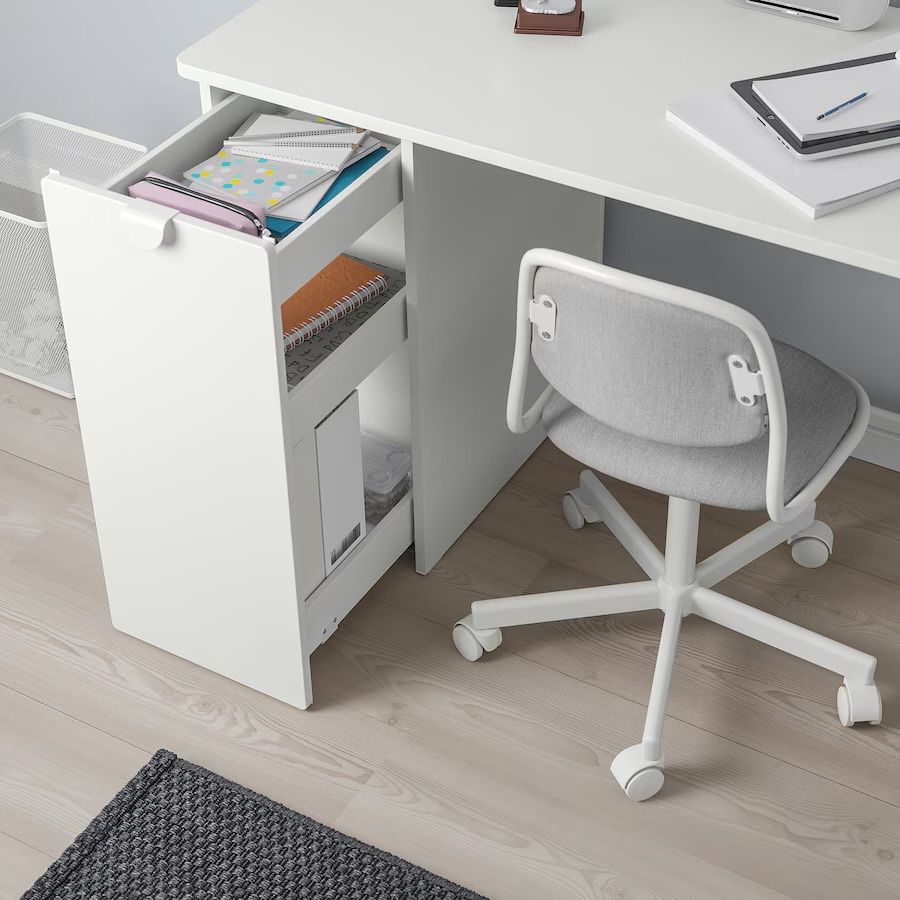 Biurko Ikea Larande z szufladą 120x58cm