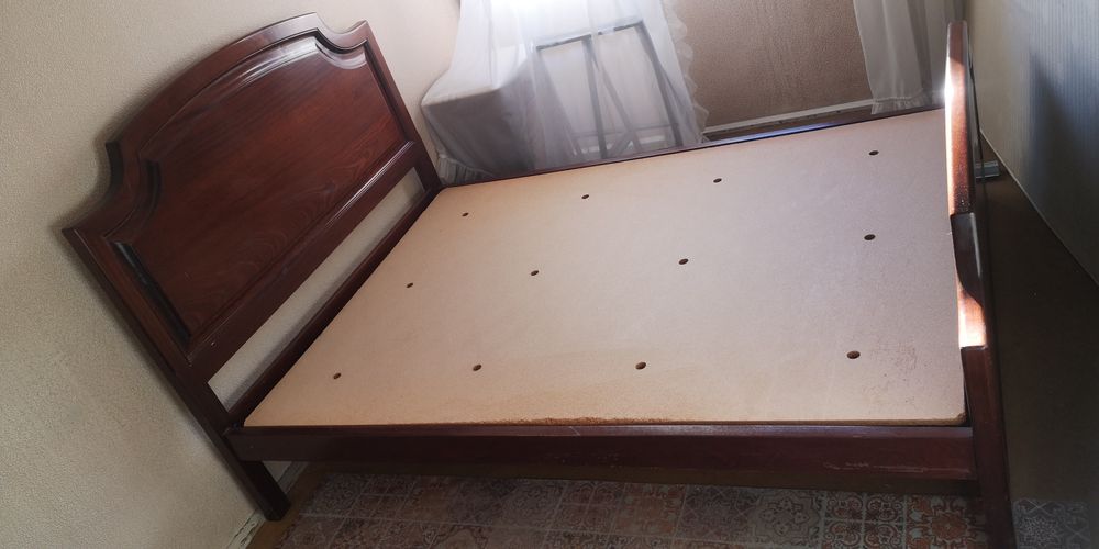 Cama de casal madeira qualidade