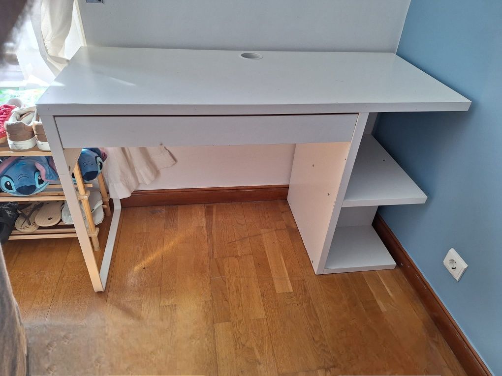 Secretária  branca ikea