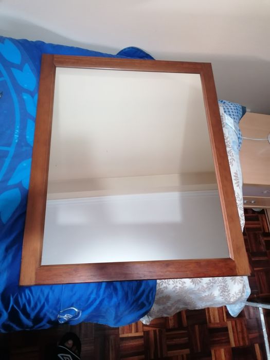 Espelho decorativo.