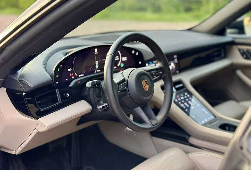 2023 Porsche Taycan